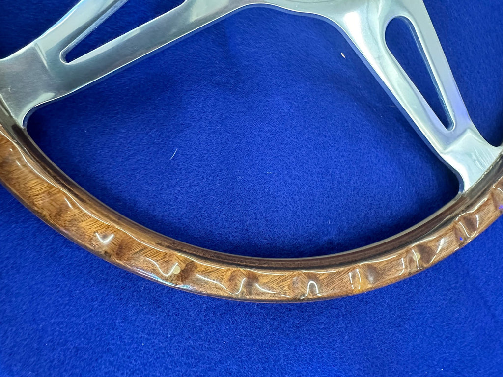 14" Wood and Chrome Classic Steering Wheel