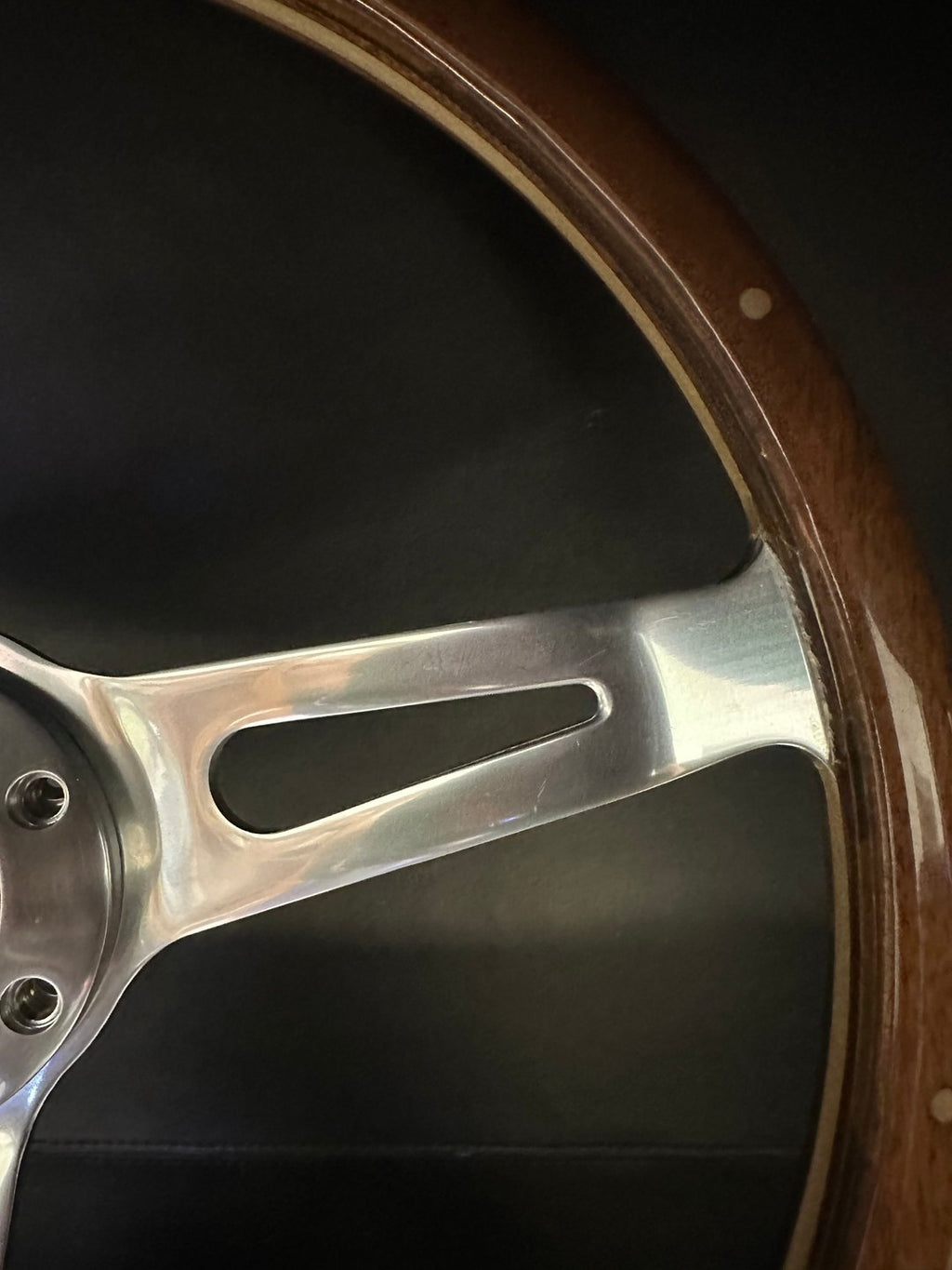 14" Wood and Chrome Classic Steering Wheel