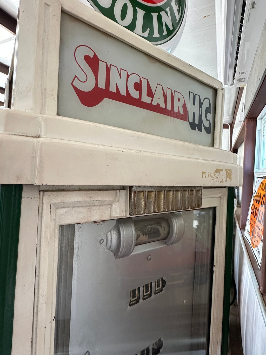 Original 1930s Bennett Model 76 Sinclair Dino Gas Pump
