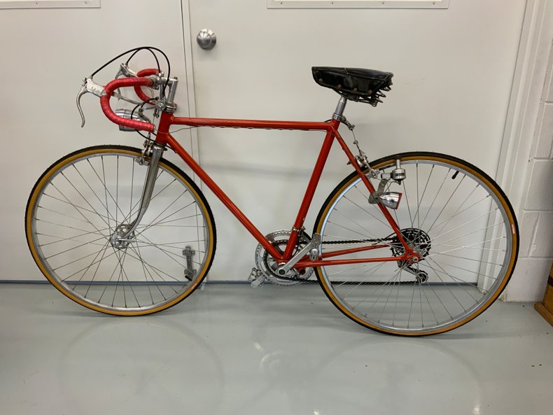 1965 Schwinn Lightweight 10-Speed Racer Bicycle