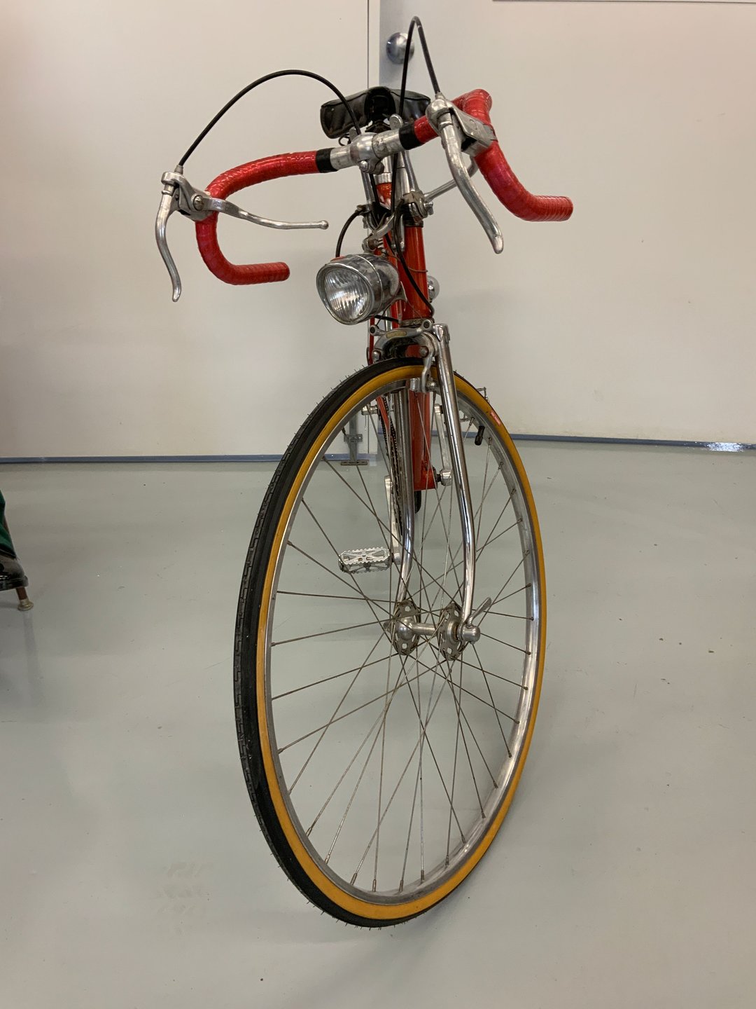 1965 Schwinn Lightweight 10-Speed Racer Bicycle