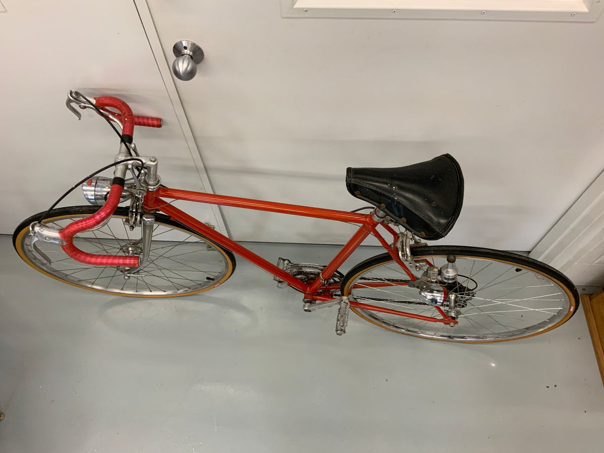 1965 Schwinn Lightweight 10-Speed Racer Bicycle