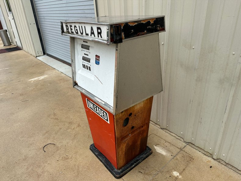 1970s Tokheim Model 1150ATS-RC-PR Vintage Gas Pump