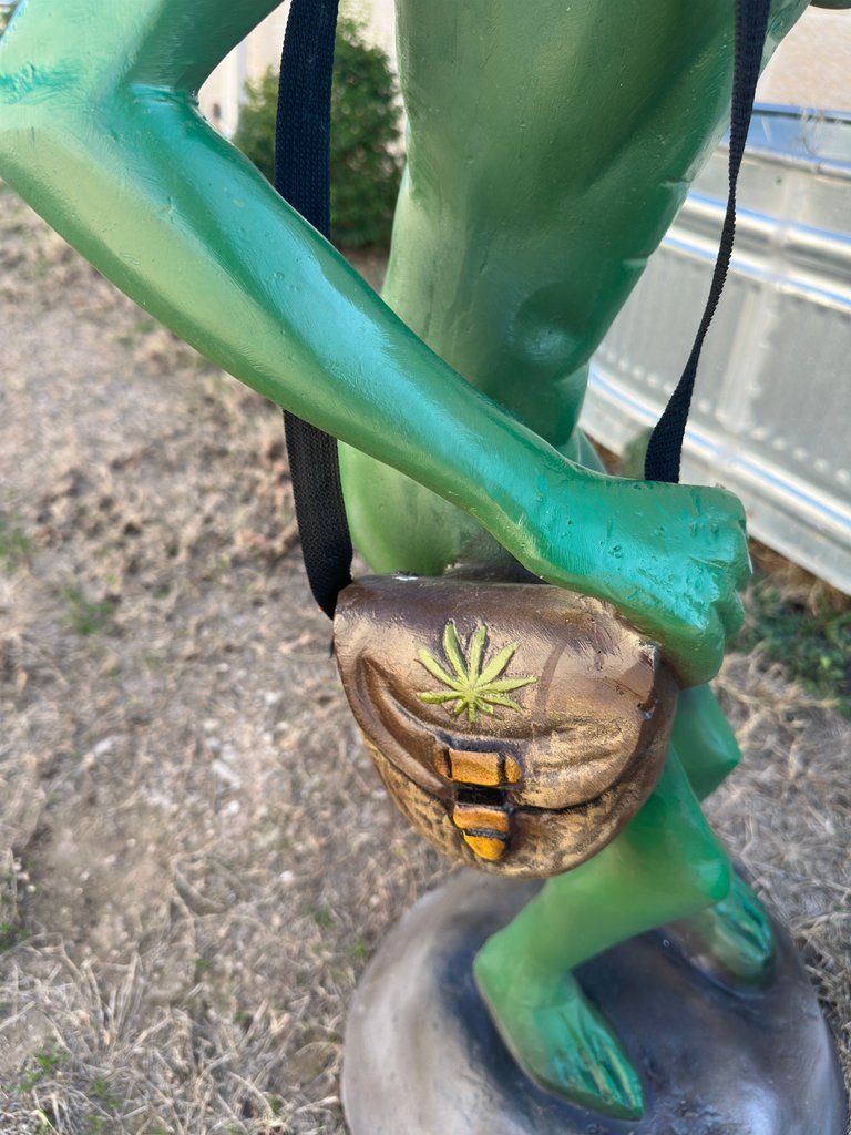 Rastafarian Smoking Alien Statue