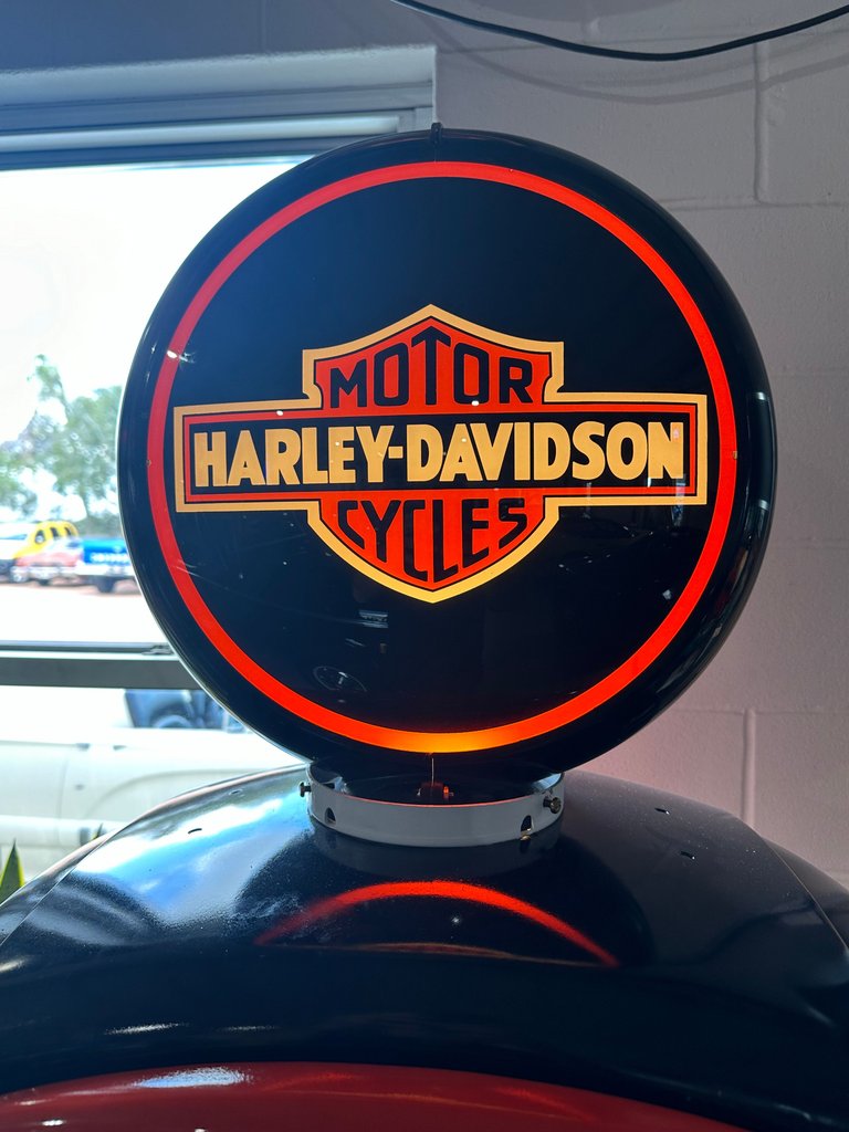 Bennett Model 700 Harley Davidson Gas Pump
