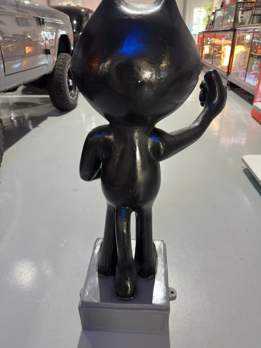 43” Tall Felix the Cat Statue