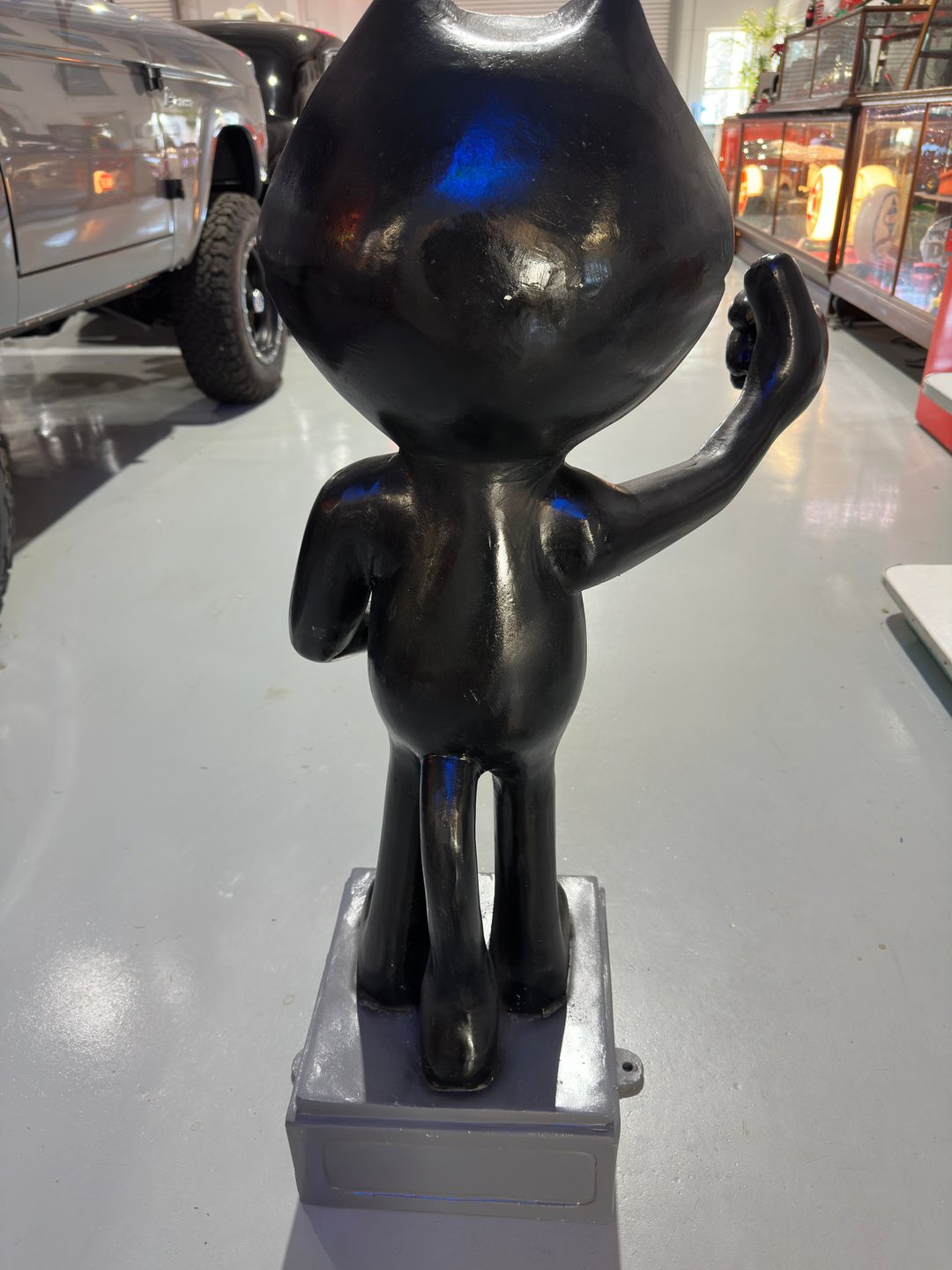 43” Tall Felix the Cat Statue