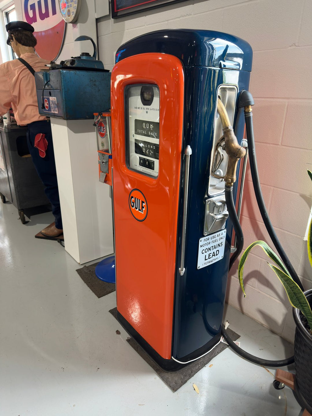 Restored Martin Schwartz Model 80 Gulf Gasoline Pump