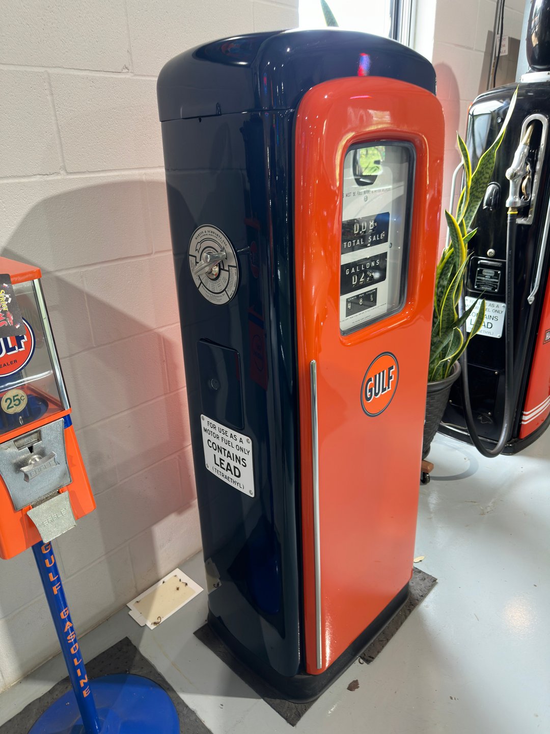 Restored Martin Schwartz Model 80 Gulf Gasoline Pump