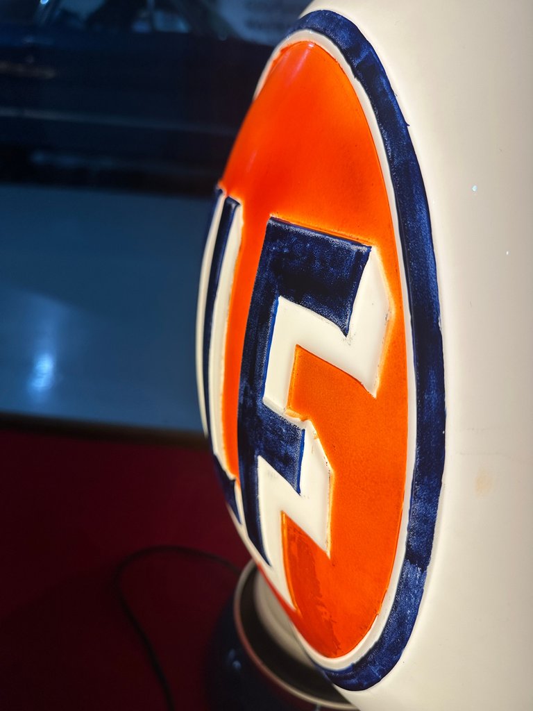30's Original Gulf Gas Pump Globe