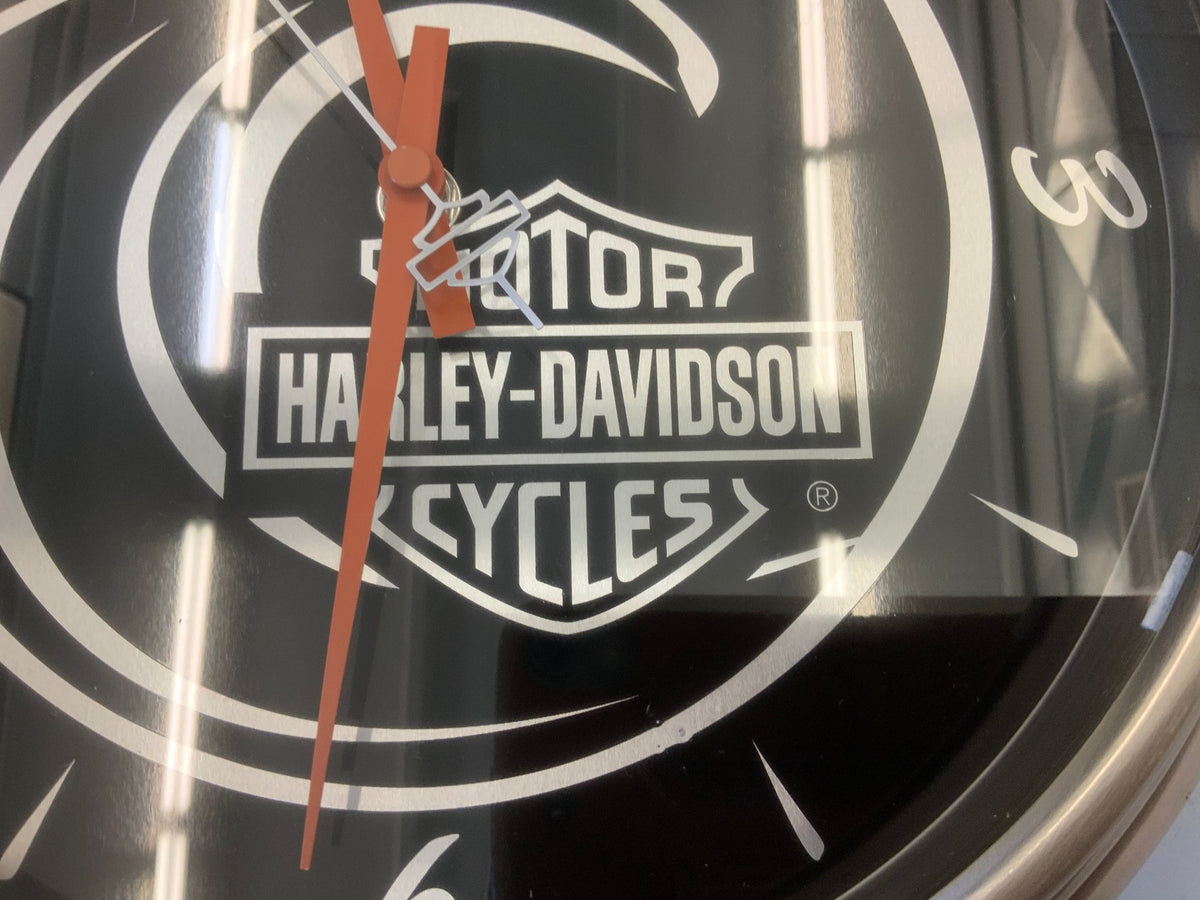 Vintage Harley-Davidson Bulova Clock – Black & Silver