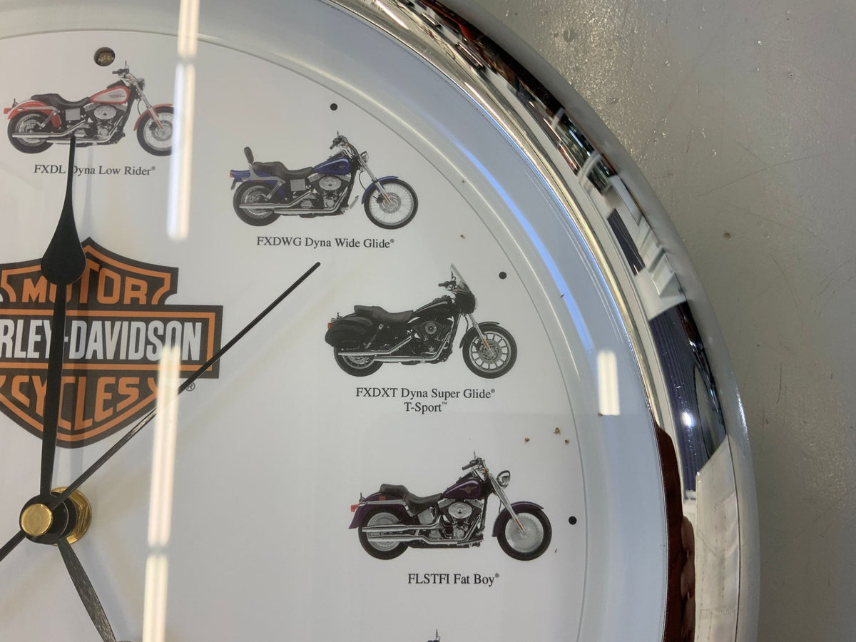 Harley-Davidson Hourly Engine Noise Clock