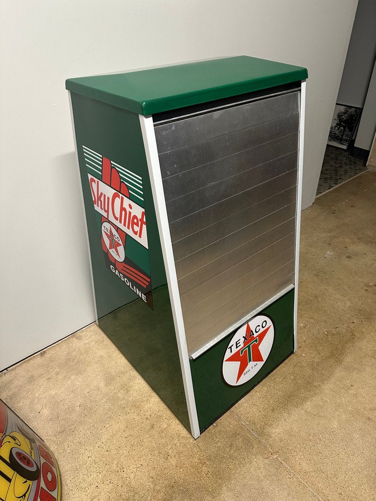 Texaco Fire Chief Oil Display Cabinet