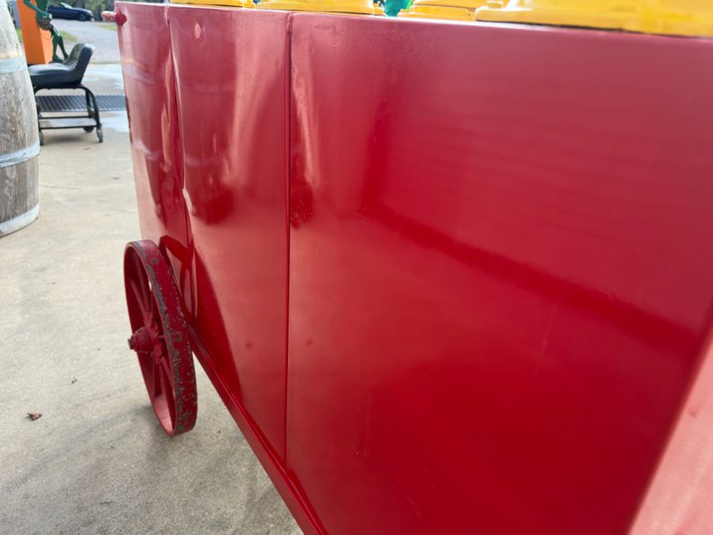 1920's Bennett 3506 Magnolia Oil Triple Lubster