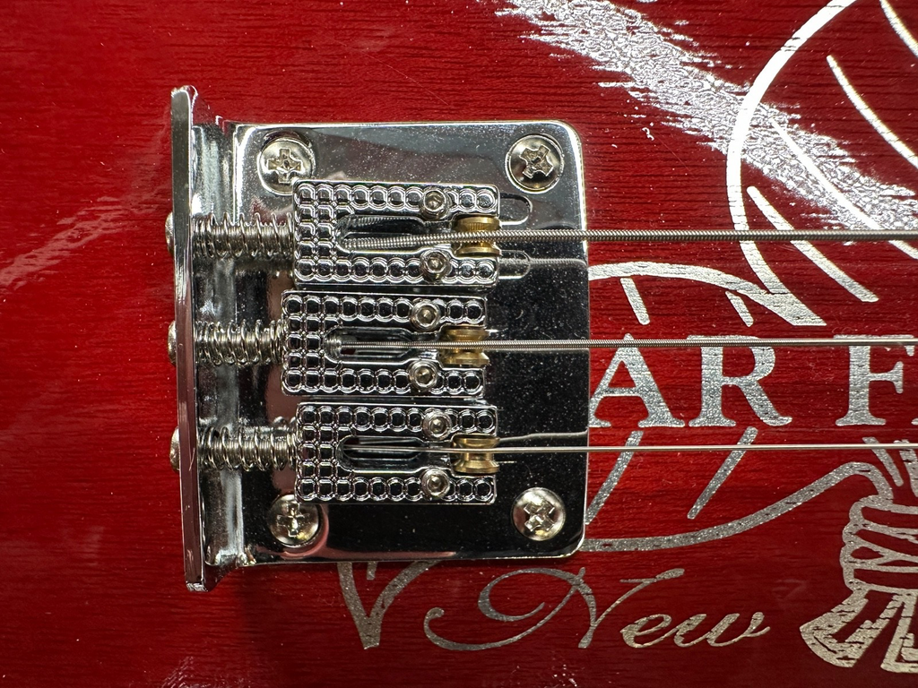 New Orleans Cigar Factory Electric Cigar Box Guitar – Red
