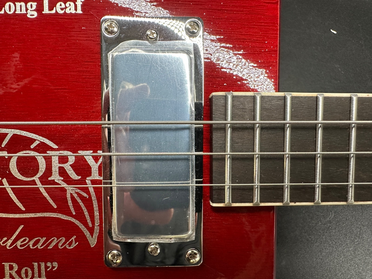 New Orleans Cigar Factory Electric Cigar Box Guitar – Red