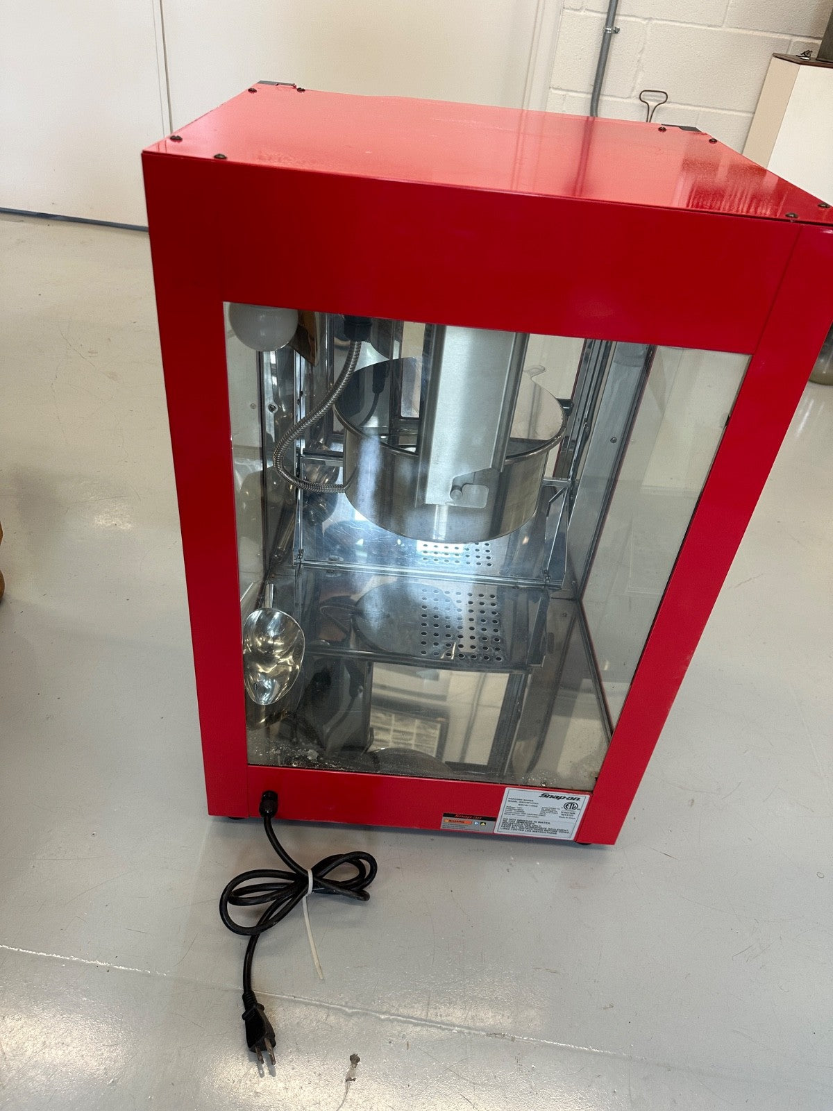Snap-on Popcorn & Kettle Corn Machine – Vintage Countertop Popper
