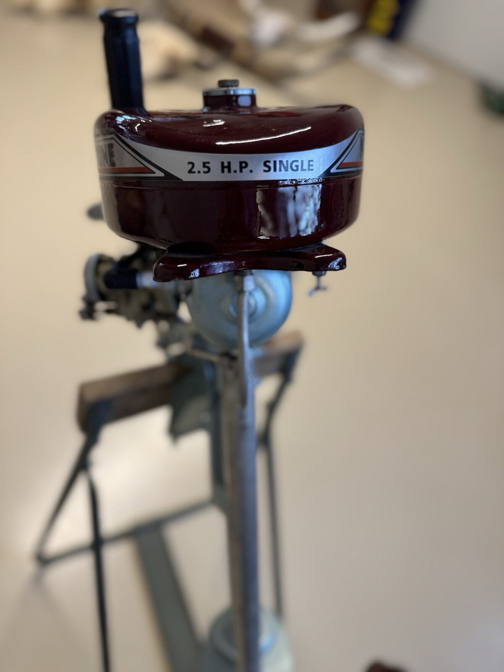 Vintage 1946 Neptune Muncie Outboard Motor with Stand – Model 15B2