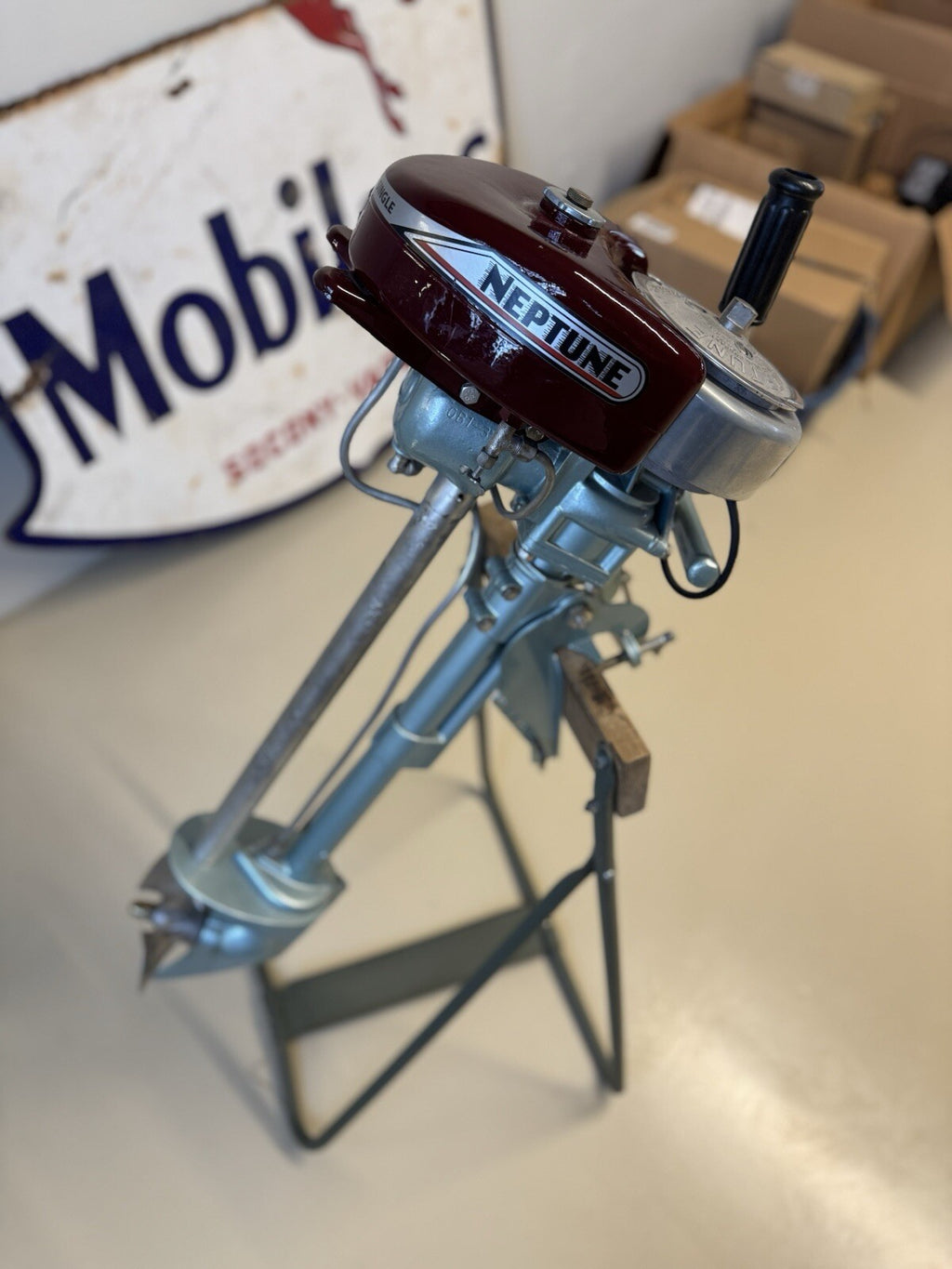 Vintage 1946 Neptune Muncie Outboard Motor with Stand – Model 15B2