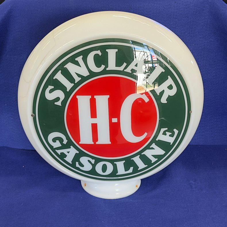 Sinclair Glass Gas pump Globe