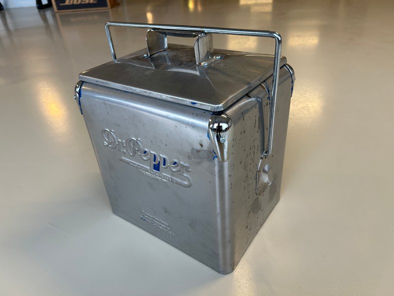 Retro Dr Pepper Six Pack Cooler