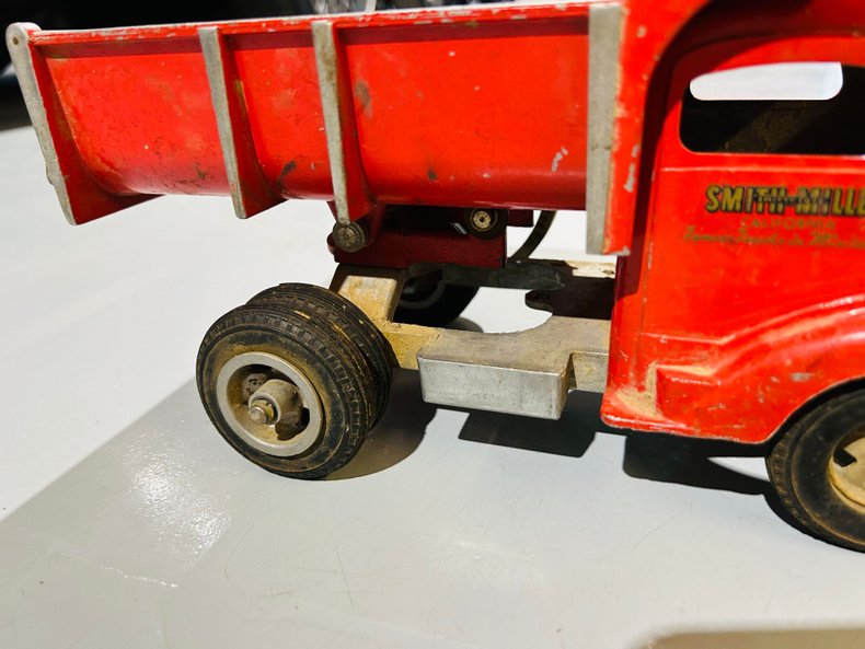 Early 1950s Smith-Miller "Smitty Toys" No. 504-D GMC Dump Truck