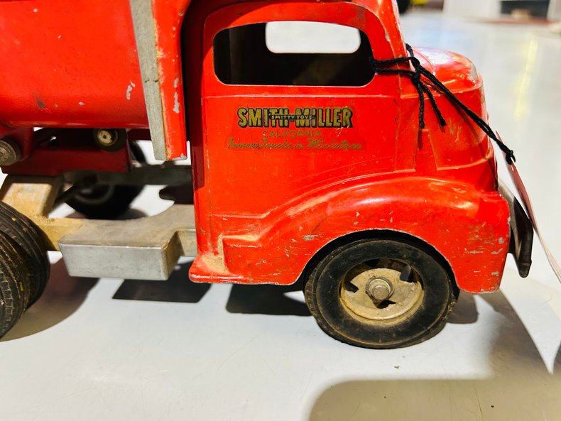 Early 1950s Smith-Miller "Smitty Toys" No. 504-D GMC Dump Truck