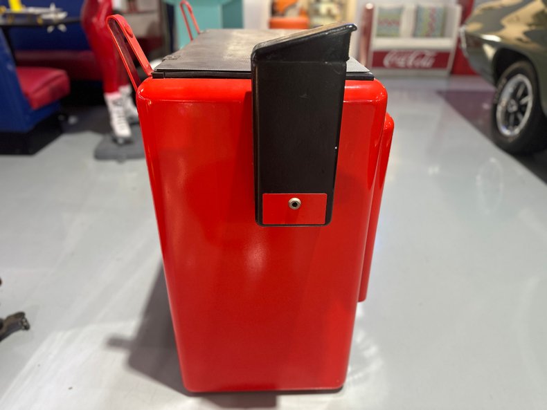 Refurbished Vintage Coca-Cola Glasco GBV50 Cooler