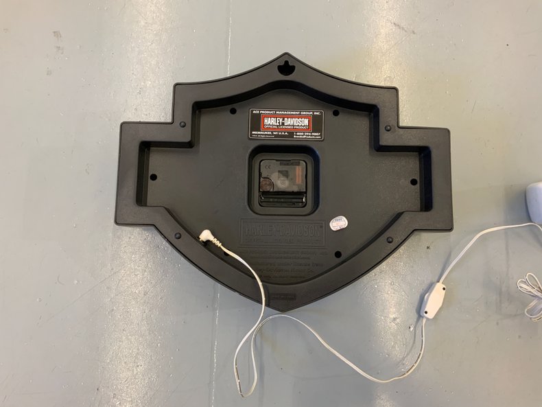 Harley-Davidson Motor Cycles Logo Ghost Clock with Neon