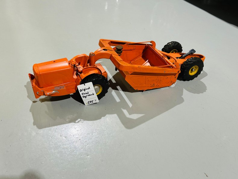 Vintage 1950s Doepke Toy Company Heiliner Earth Mover Grader