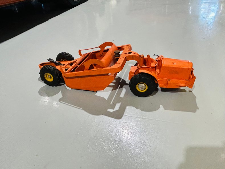 Vintage 1950s Doepke Toy Company Heiliner Earth Mover Grader