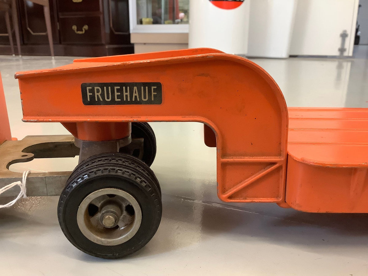 Vintage 1946 Smith-Miller GMC semi & Fruehauf Semi Trailer