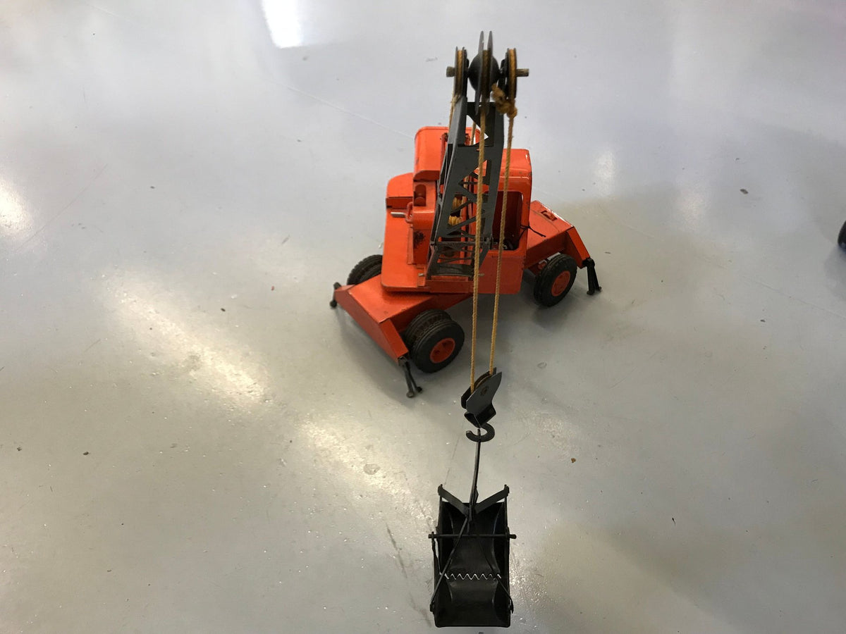 Vintage 1950's Doepke Model Toys Unit Crane