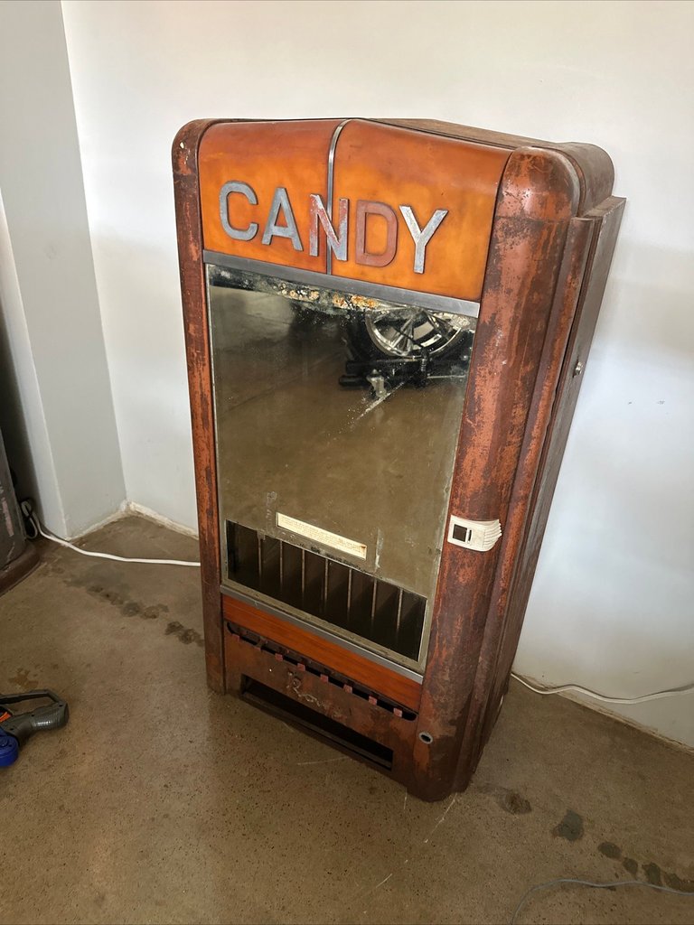 Circa 1950 Rowe Candy Merchant 8-Column Candy Bar Vending Machine